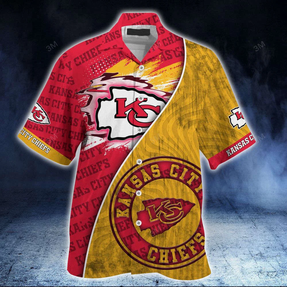 Kansas City Chiefs NFL-Summer Hawaii Shirt And Shorts New Trend For This Season HW0601